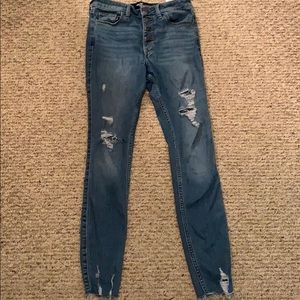 Hollister jeans